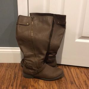 Midcalf boots